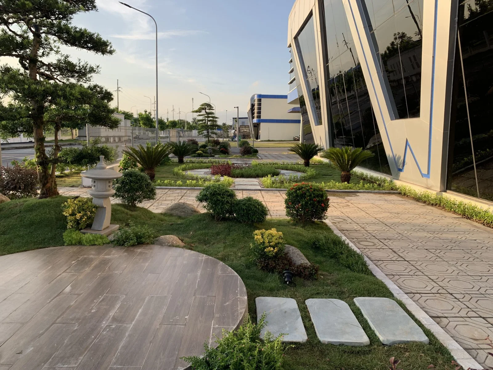 Nghệ Thuật Kiến Tạo Không Gian Với Dịch Vụ Thi Công Cảnh Quan Doanh Nghiệp